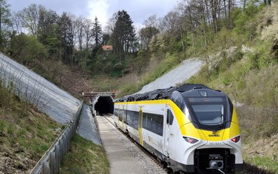 Hermann-Hesse-Bahn f&auml;hrt ab Samstag wieder mit voller Geschwindigkeit