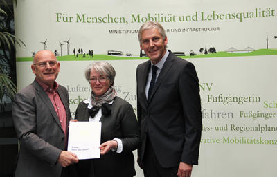 Bild vergr&ouml;&szlig;ern: Landkreis erh&auml;lt F&ouml;rdermittel f&uuml;r Regiobuslinie Calw - Weil der Stadt 