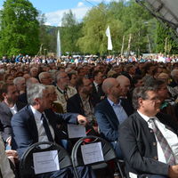 Bild vergr&ouml;&szlig;ern: Das Publikum bei der Er&ouml;ffnungsfeier