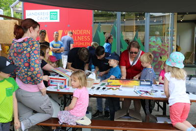 Bild vergr&ouml;&szlig;ern: Schon im Mai herrschte gro&szlig;er Andrang beim Kinderprogramm.