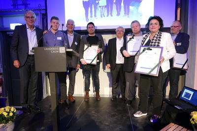 Bild vergrößern: Im Rahmen des Abend des Handwerks fand auch die Verleihung des Bäckerehrenpreises der Bäcker-Innung Region Nordschwarzwald statt.