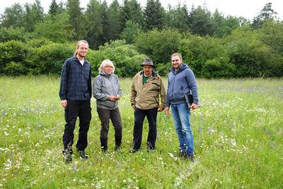 Bild vergr&ouml;&szlig;ern: Bunt bl&uuml;hende Wiesen sind wichtiges Kulturgut im Landkreis Calw