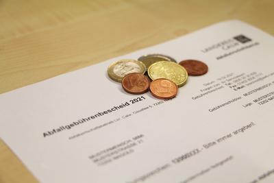 Bild vergr&ouml;&szlig;ern: F&uuml;nf Jahre Stabilit&auml;t - jetzt aber werden die Jahres- und Beh&auml;ltergeb&uuml;hren erh&ouml;ht.