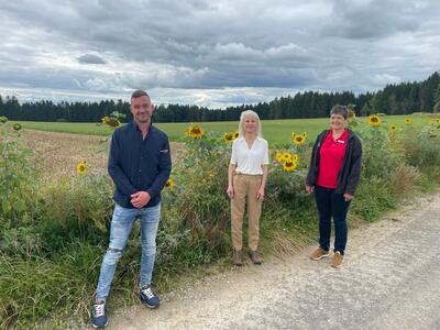 Bild vergr&ouml;&szlig;ern: 2021-08-26 PM Landwirte tragen durch Saat von Bl&uuml;hmischungen zur Artenvielfalt bei 1