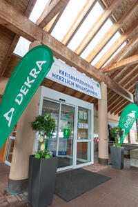 Bild vergr&ouml;&szlig;ern: Impfzentrum Wart